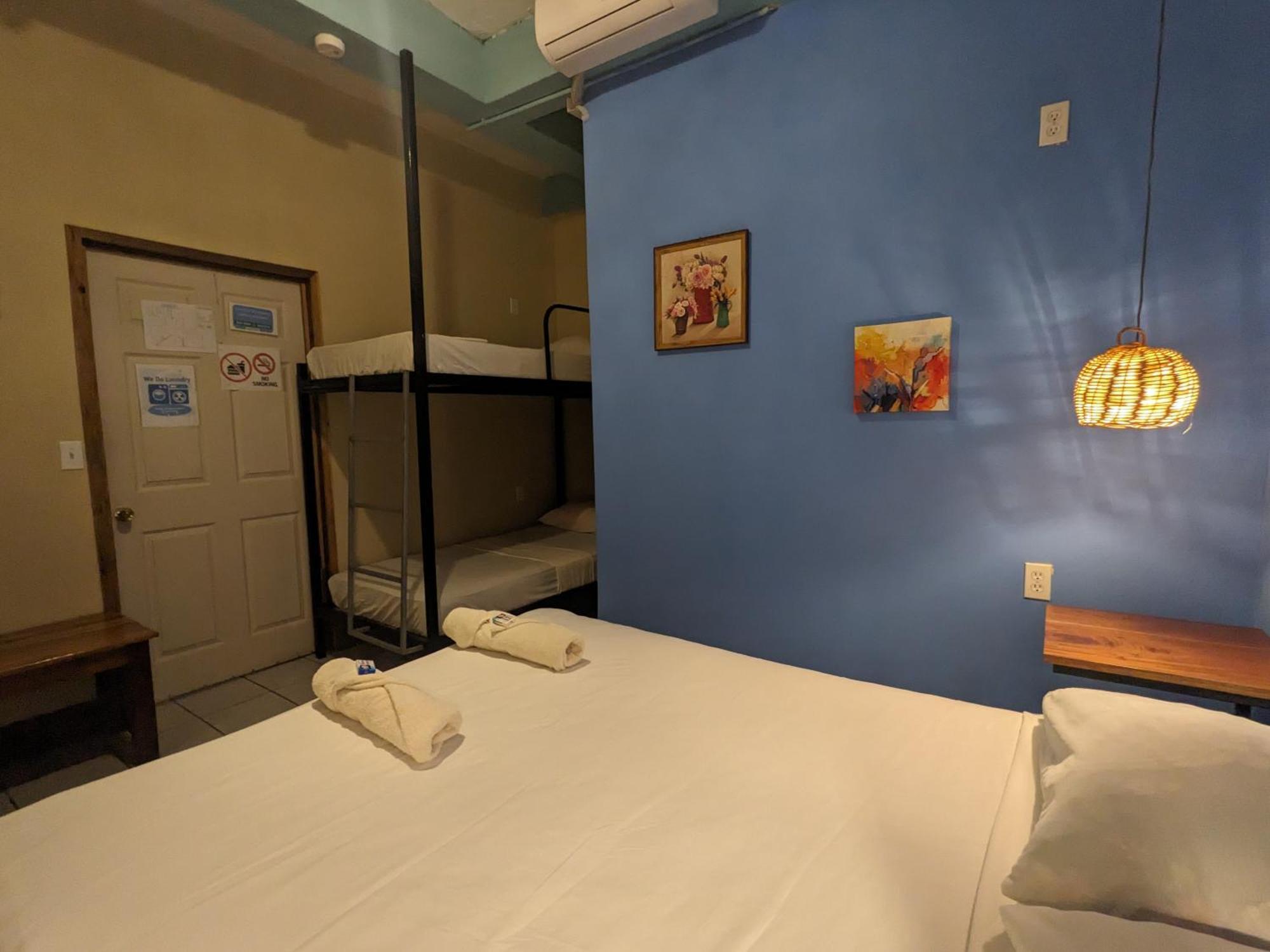 Kawoq Hostel Сан-Ігнасіо Екстер'єр фото